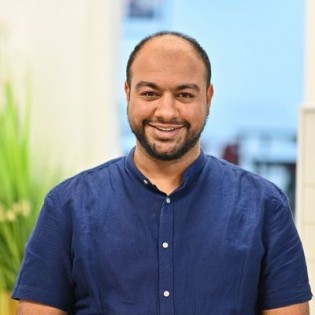 ايهاب عمر